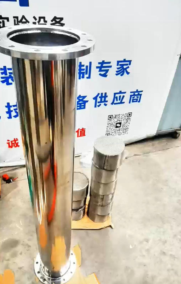 精馏塔塔节的填料安装